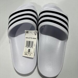 New Adidas Adilette Aqua Slide Sandal, Womens size 5 White/Black Stripe (002)